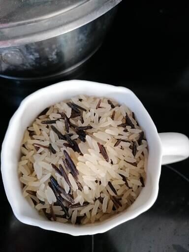 Savvaļas rīsi apstrādāti un rīsi ar tvaiku 100g